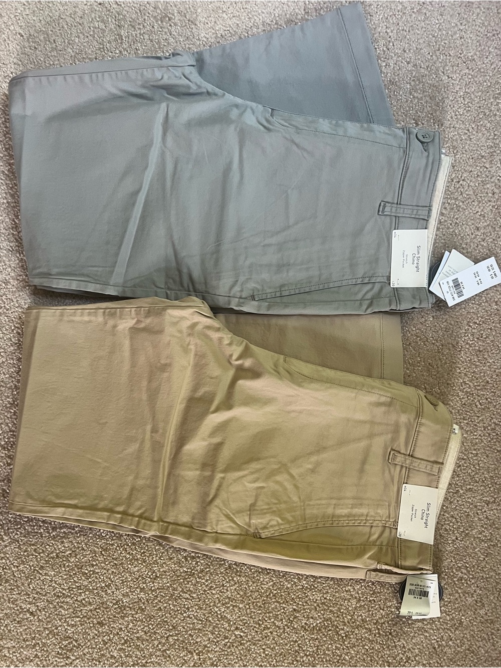 NWT Hollister 34x30 Men's Classic Chino Pants in Light Gray and Khaki